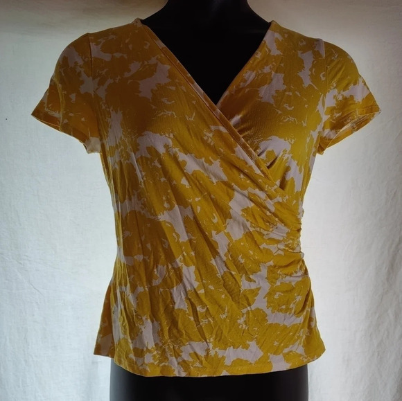 SUNSHINY Fancy Tee EUC 🌞 - Picture 8 of 9